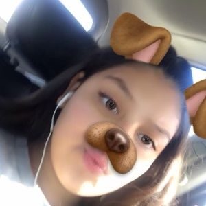 Meet your Posher, Monica